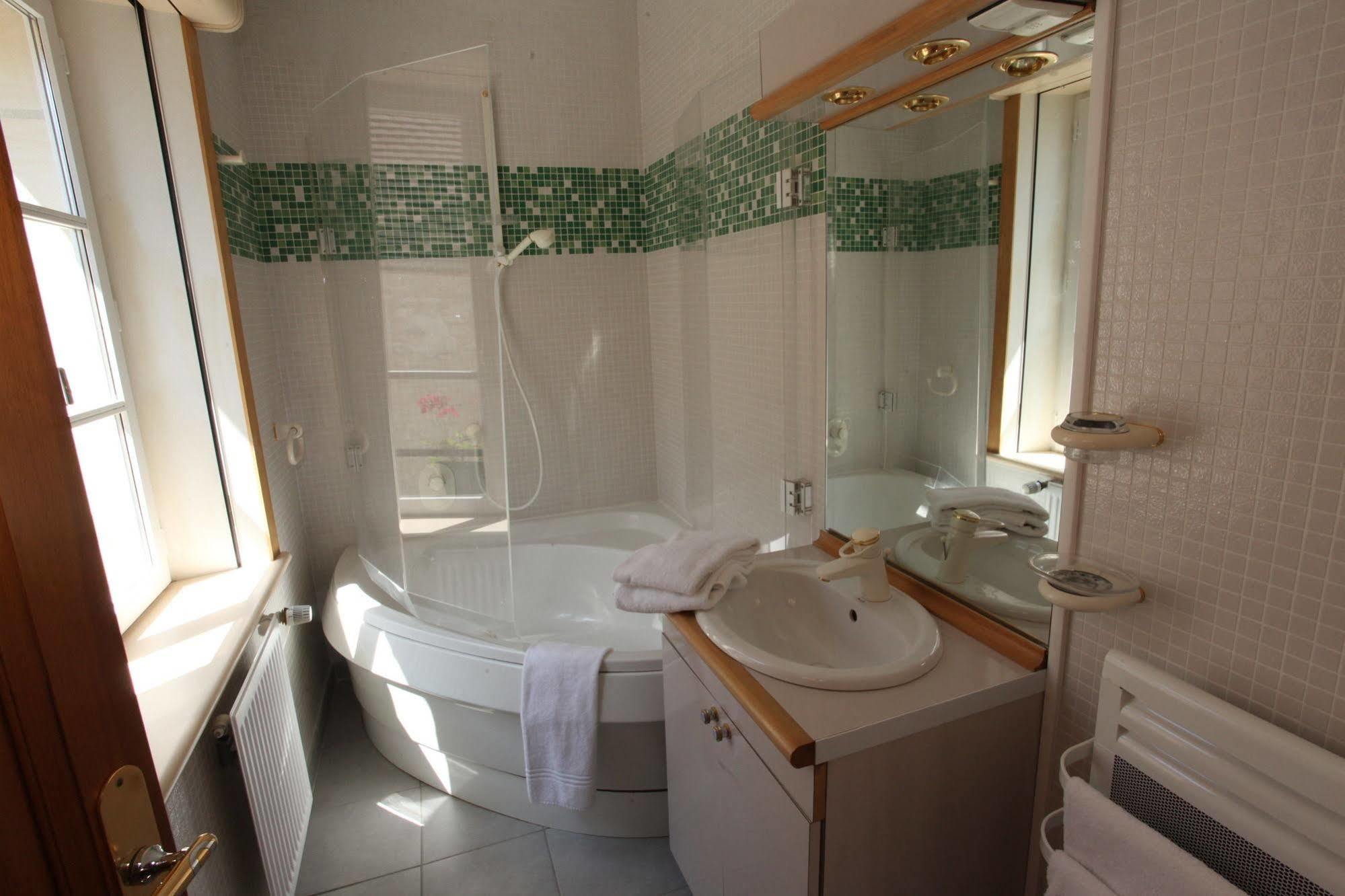 Saint Graal Bed and Breakfast Chamant Eksteriør billede
